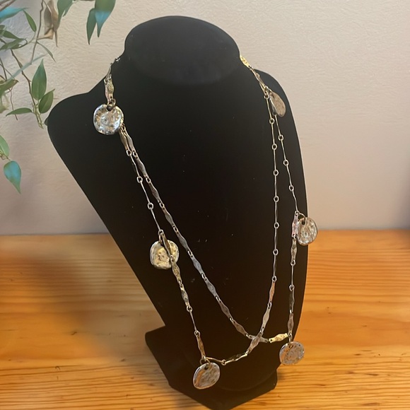 Vintage Gold Tone Hammered Coin Necklace - Picture 2 of 7